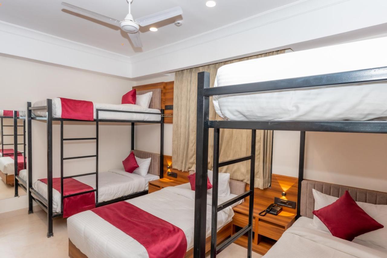 Raghunandan Palace - A Premier Boutique Stay, City Center & 500 Meters From City Railway Station Удайпур Екстериор снимка
